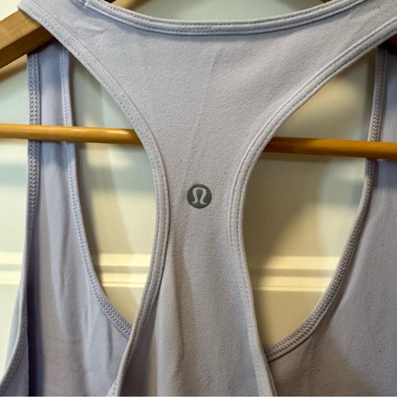 Lululemon Size 8 Cool Racerback Tank, Blue/Purple Colour - Picture 2 of 6